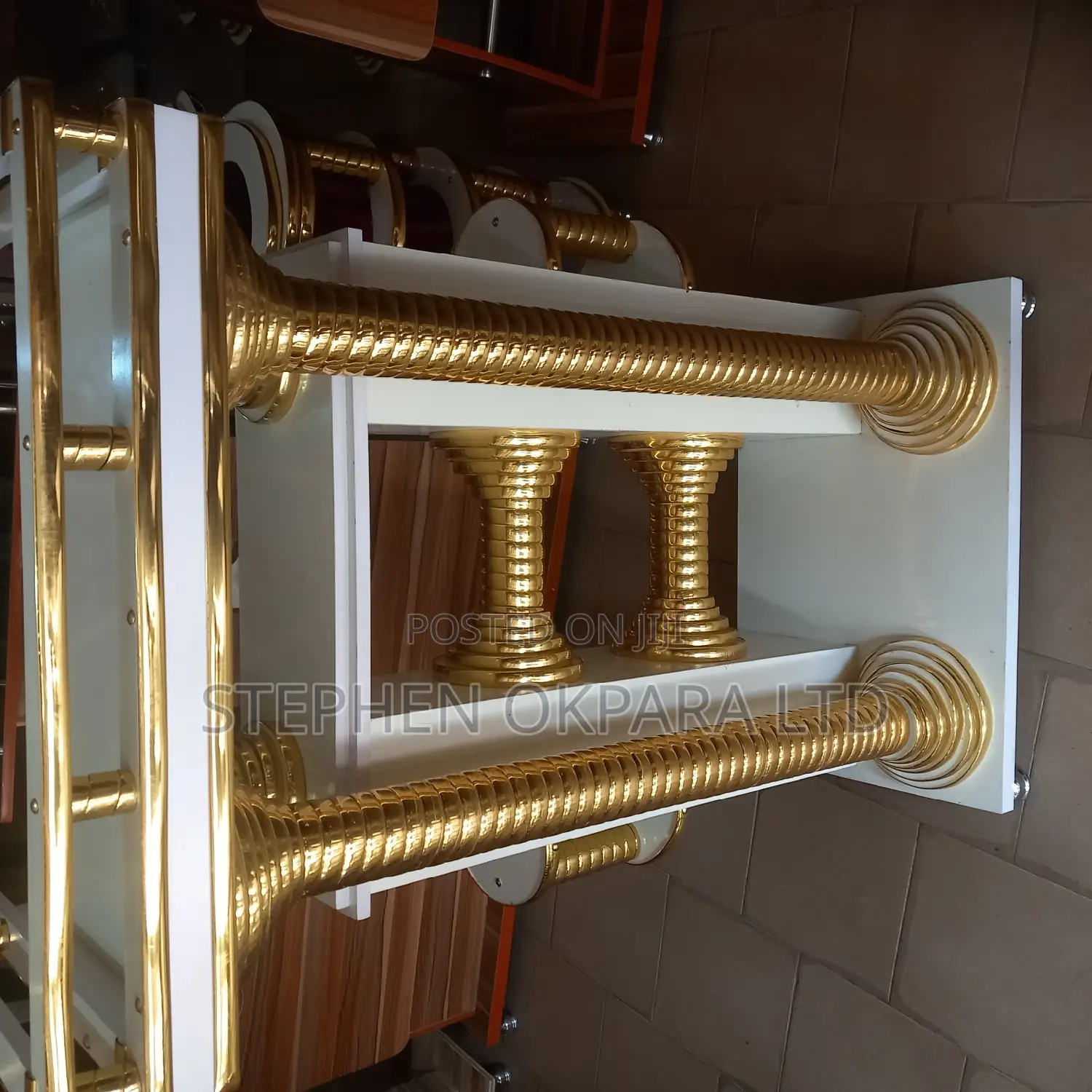 New Model Exotic Pulpit
