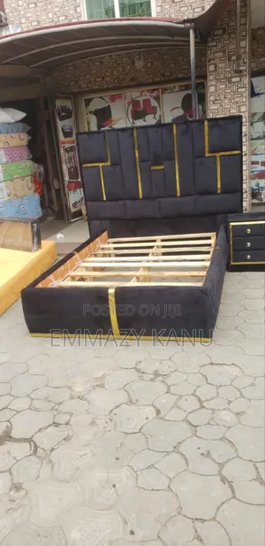 4 and Half By6 Bedframe and One Side Drawer