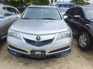 Acura MDX Advance Package SUV AWD (3.7L 6cyl 6A) 2011 Silver