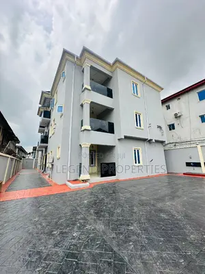 3bdrm Bungalow in Opebi for sale