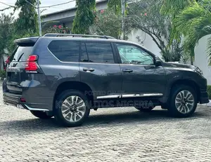 New Toyota Land Cruiser Prado 2023 Gray
