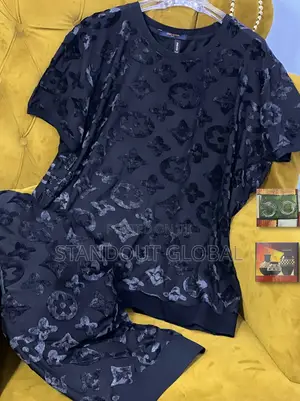 Luxury Louise Vuitton T Shirts