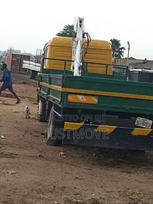 Self Loader Truck Available for Hire
