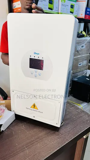Deye Hybrid Inverter With 135A MPPT Charge Controller 2