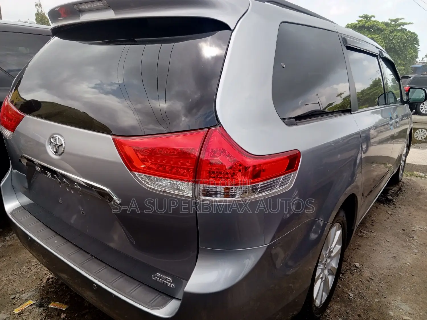 Toyota Sienna 2014 Silver