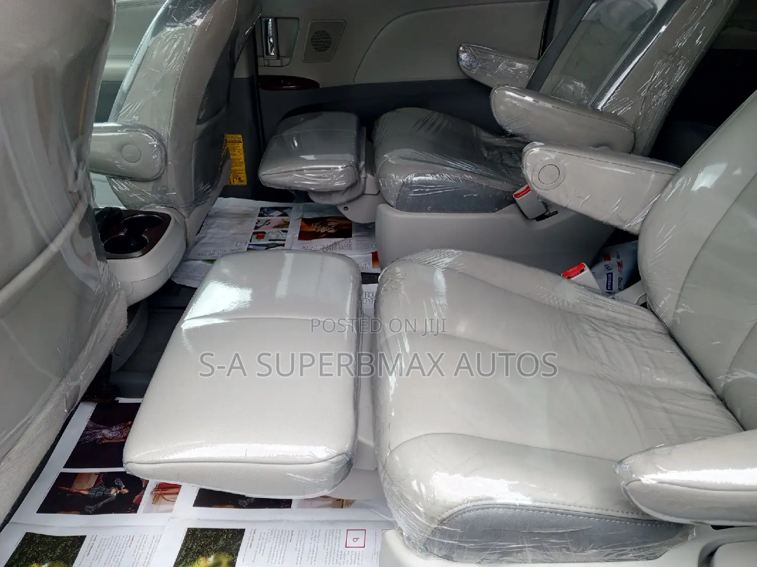 Toyota Sienna 2014 Silver