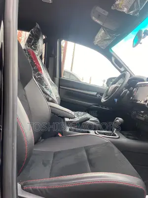 Toyota Hilux 2023 Black