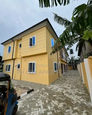 2bdrm Block of Flats in Port-Harcourt for sale