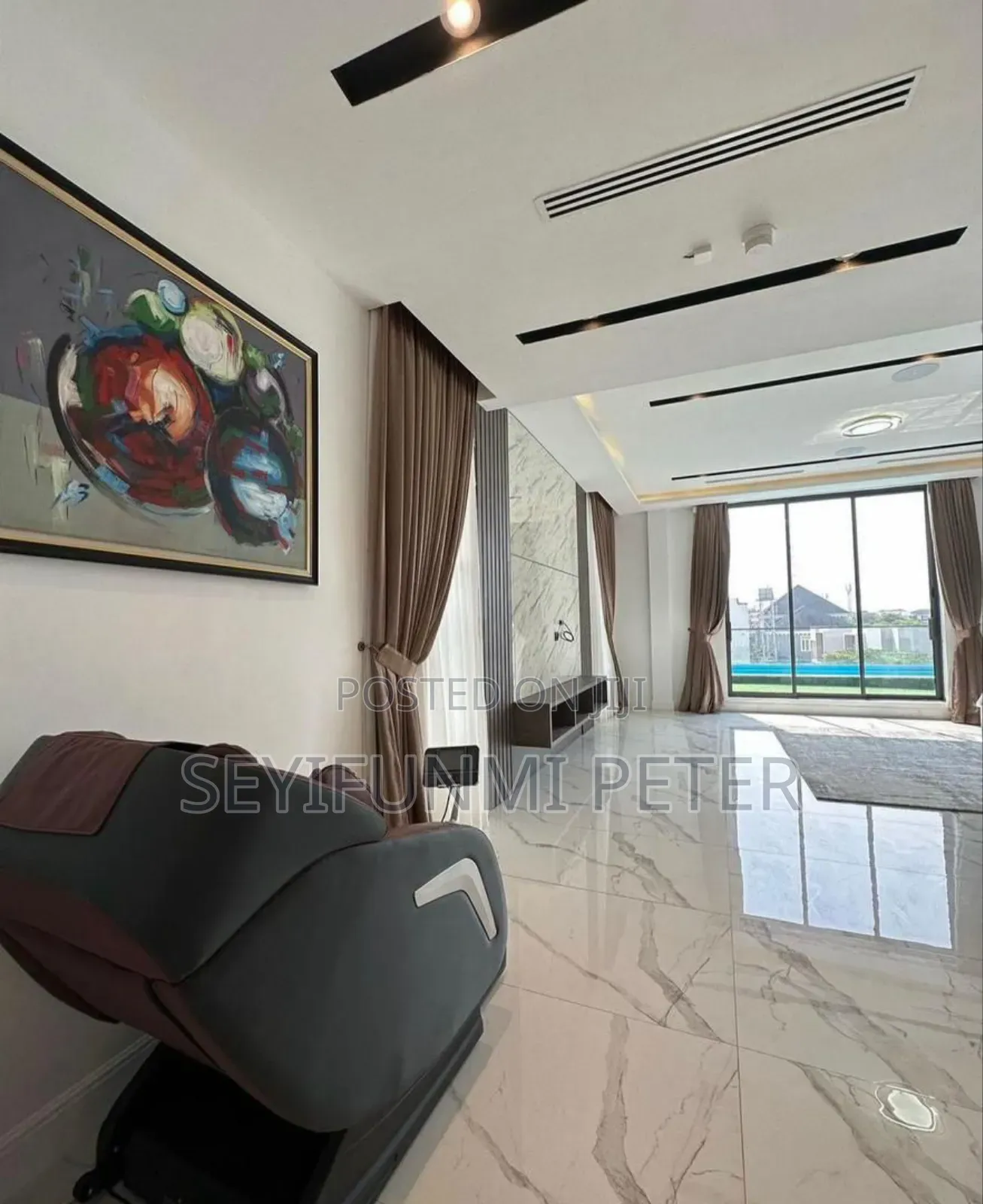 Furnished 5bdrm Duplex in Banana Island for sale