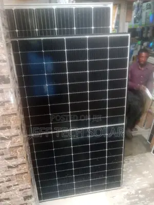 120 Cell's JINKO Solar Panel Mono Half 550w