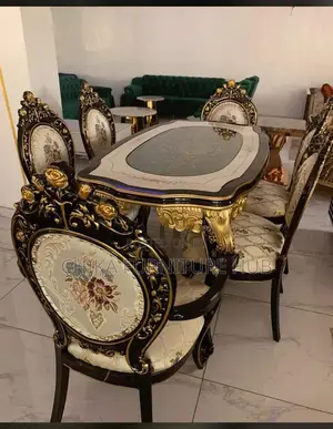 Quality Royal Dinning
