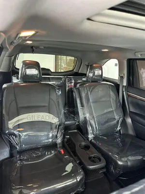 Toyota Highlander Limited V6 4x4 (3.5L 6cyl 6A) 2016 Gold