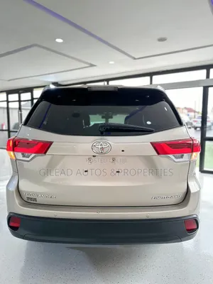 Toyota Highlander Limited V6 4x4 (3.5L 6cyl 6A) 2016 Gold