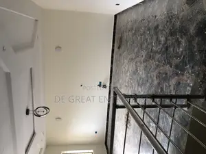 4bdrm Duplex in Private, Apo District for rent