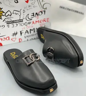 Men Diesigner Half Shoe