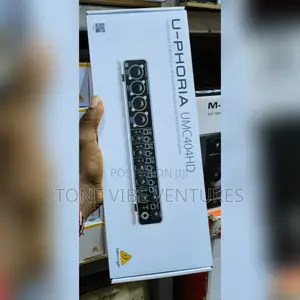 Behringer Uphoria Umc404hd