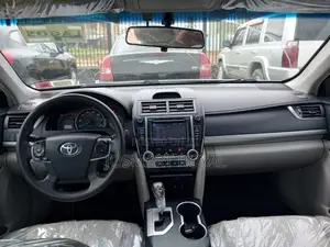 Toyota Camry L 4dr Sedan (2.5L 4cyl 6A) 2013 Silver