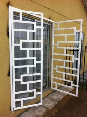 Photo - Mini Entrance Gate