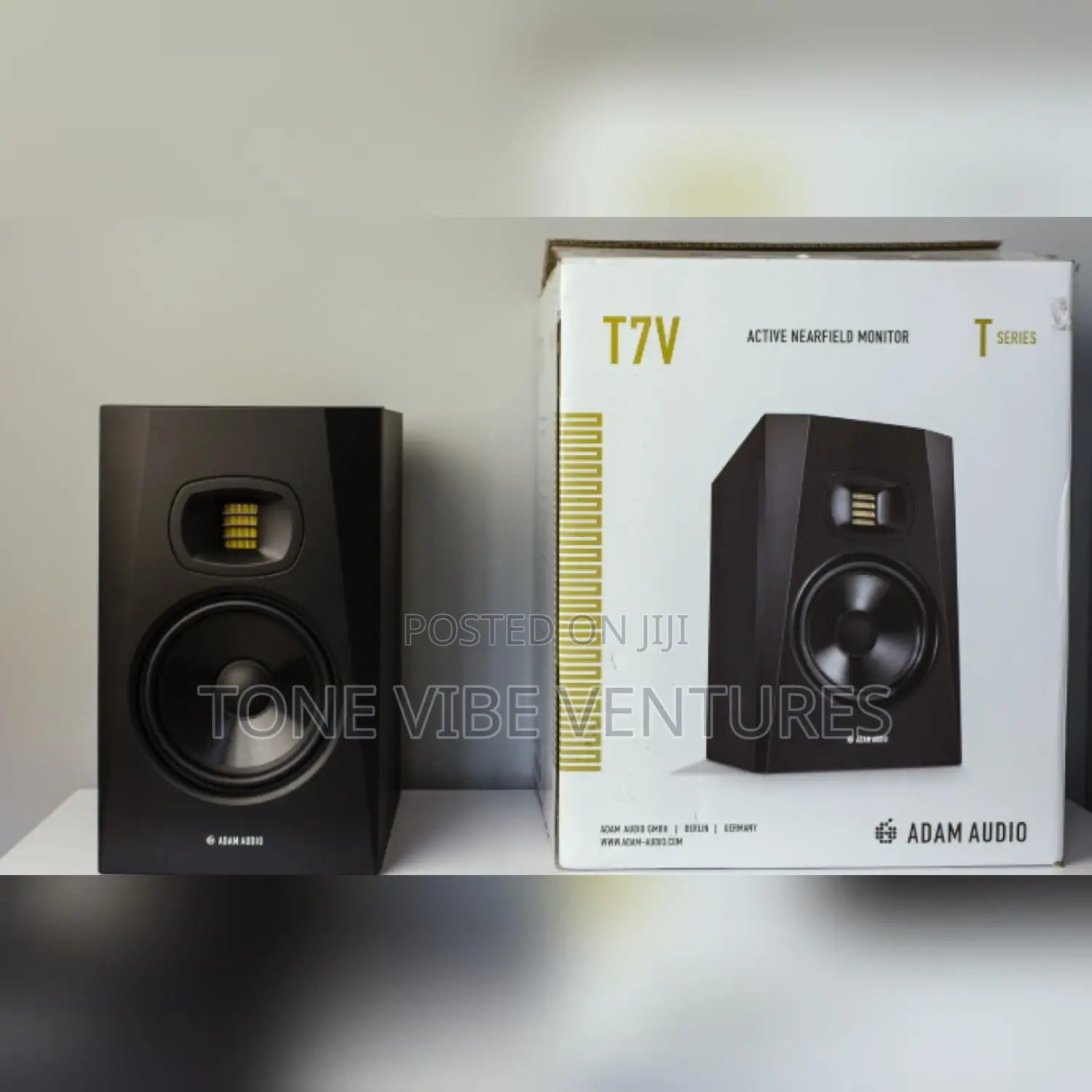 Adams Audio T7v