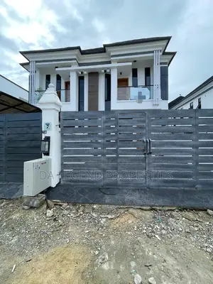 4bdrm Duplex in Lekki Phase 2 for sale
