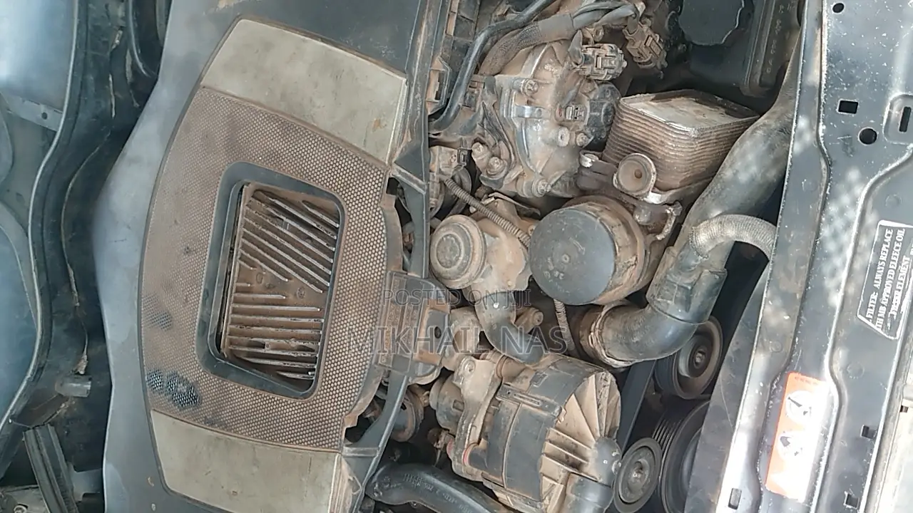 Benz M112 Engine