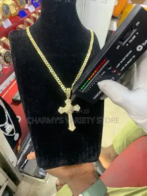 Cross Iced Out Chain Necklace