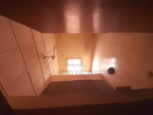 3bdrm Duplex in Woji for rent