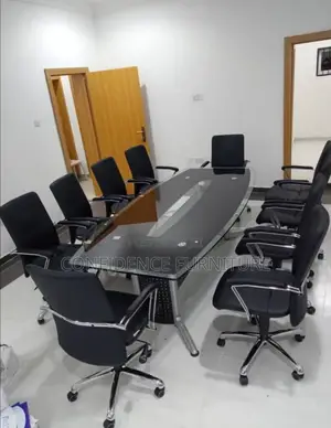 Glass Conference Table By 10 Seaters
