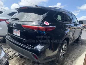 Toyota Highlander Limited 2021 Black
