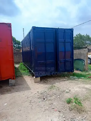 20ft Container Available Distress Sale
