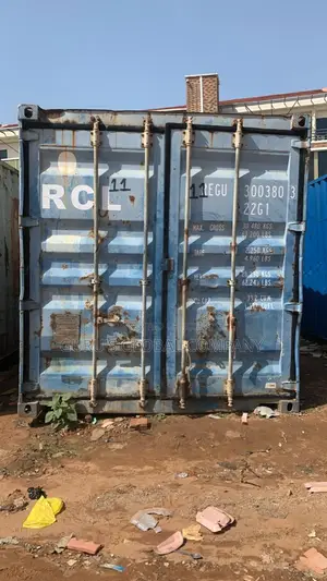 High Rise Container for Sale Distress 1