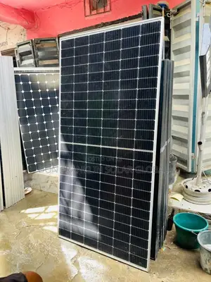 650watts Monocrystalline Canadian Solar Panel