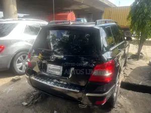 Mercedes-Benz GLK-Class 2012 Black
