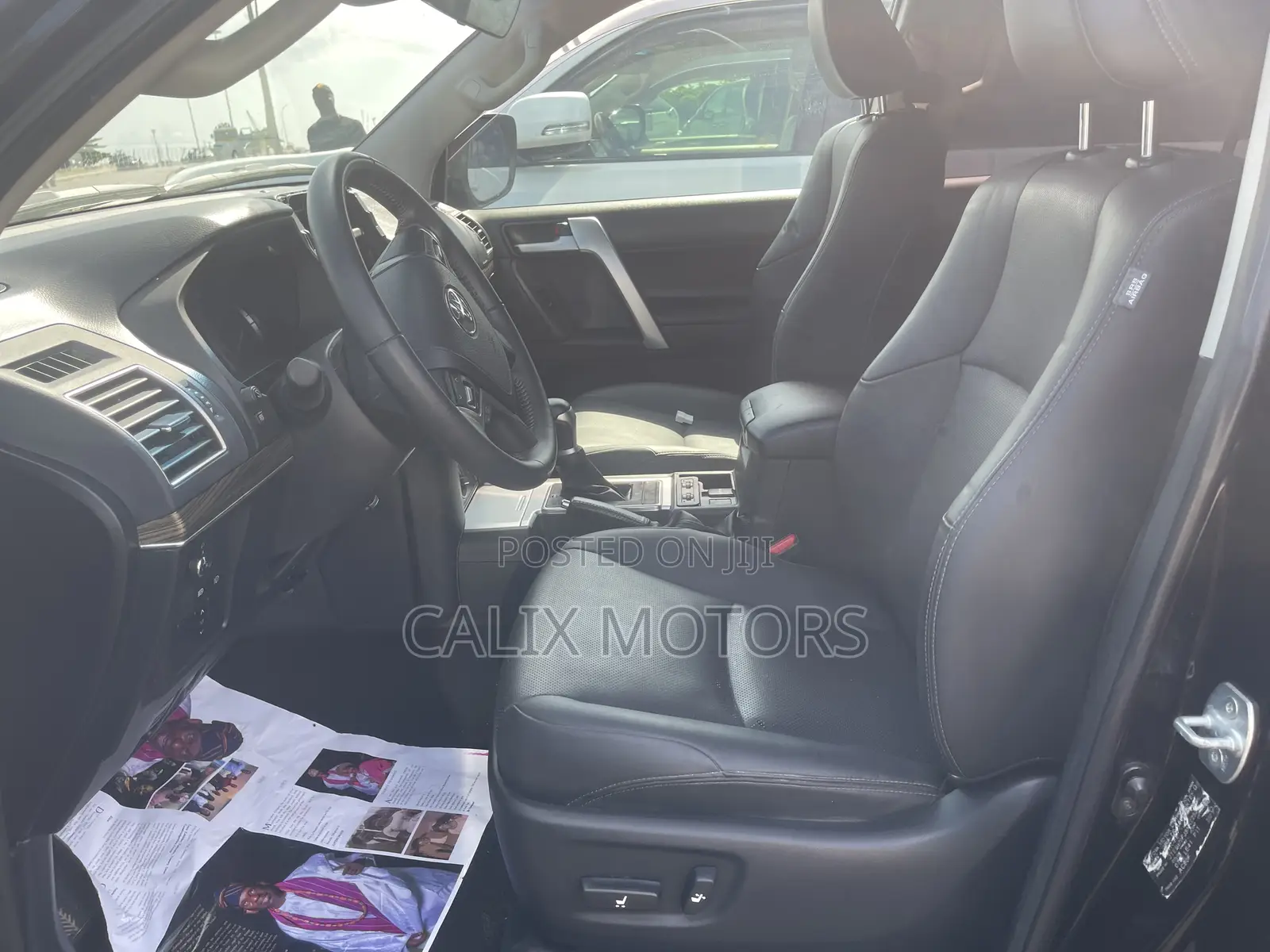 Toyota Land Cruiser Prado 2022 Black