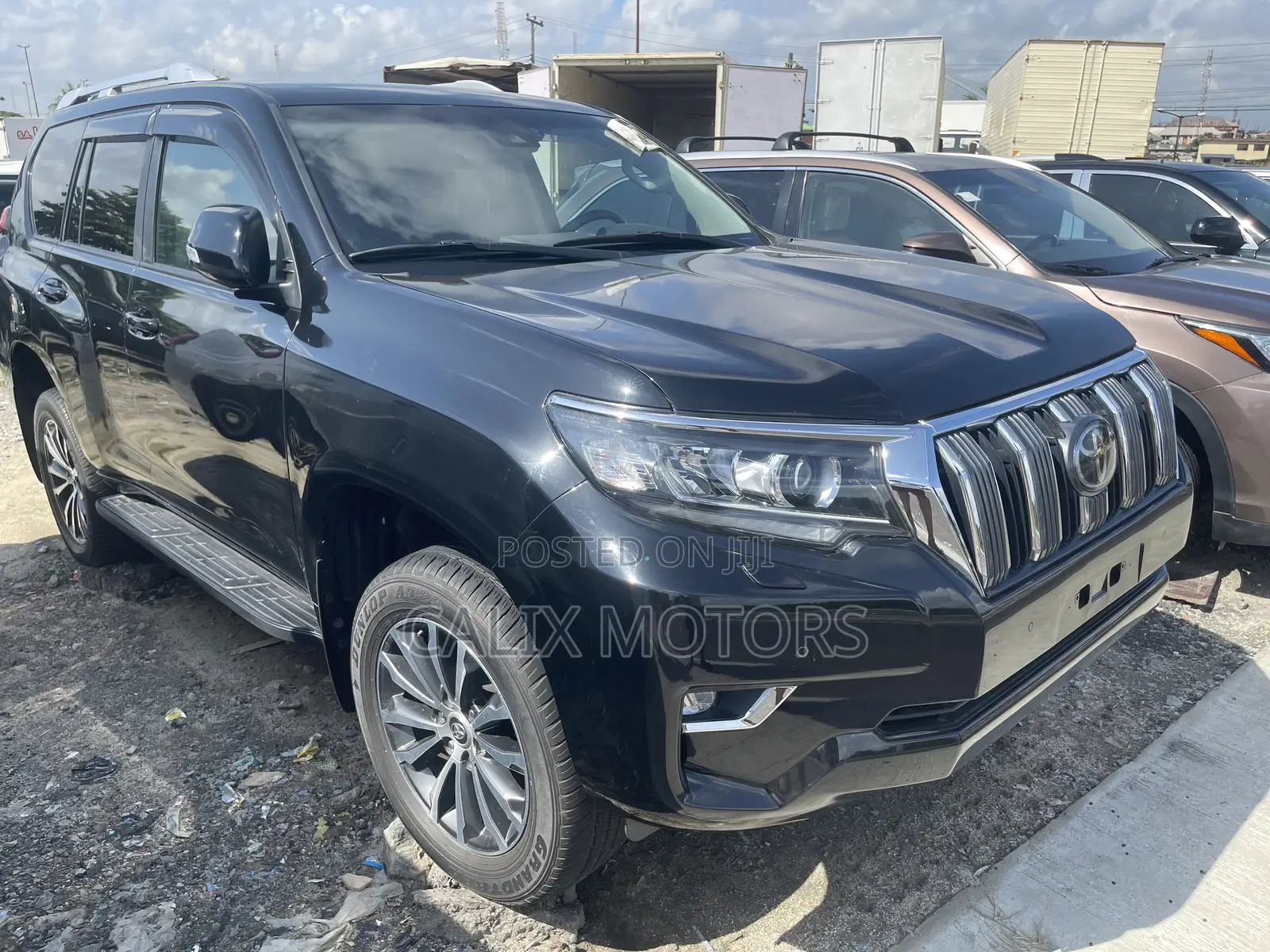 Toyota Land Cruiser Prado 2022 Black