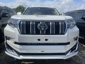 Toyota Land Cruiser Prado 2022 White