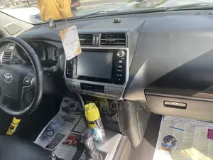 Toyota Land Cruiser Prado 2022 Black