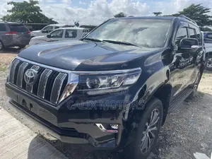 Toyota Land Cruiser Prado 2022 Black