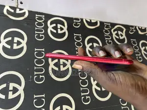 Apple iPhone 11 128 GB Red