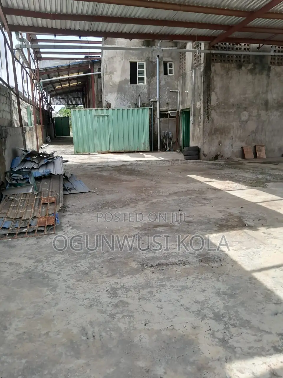 Self Compound Warehouse for Lease