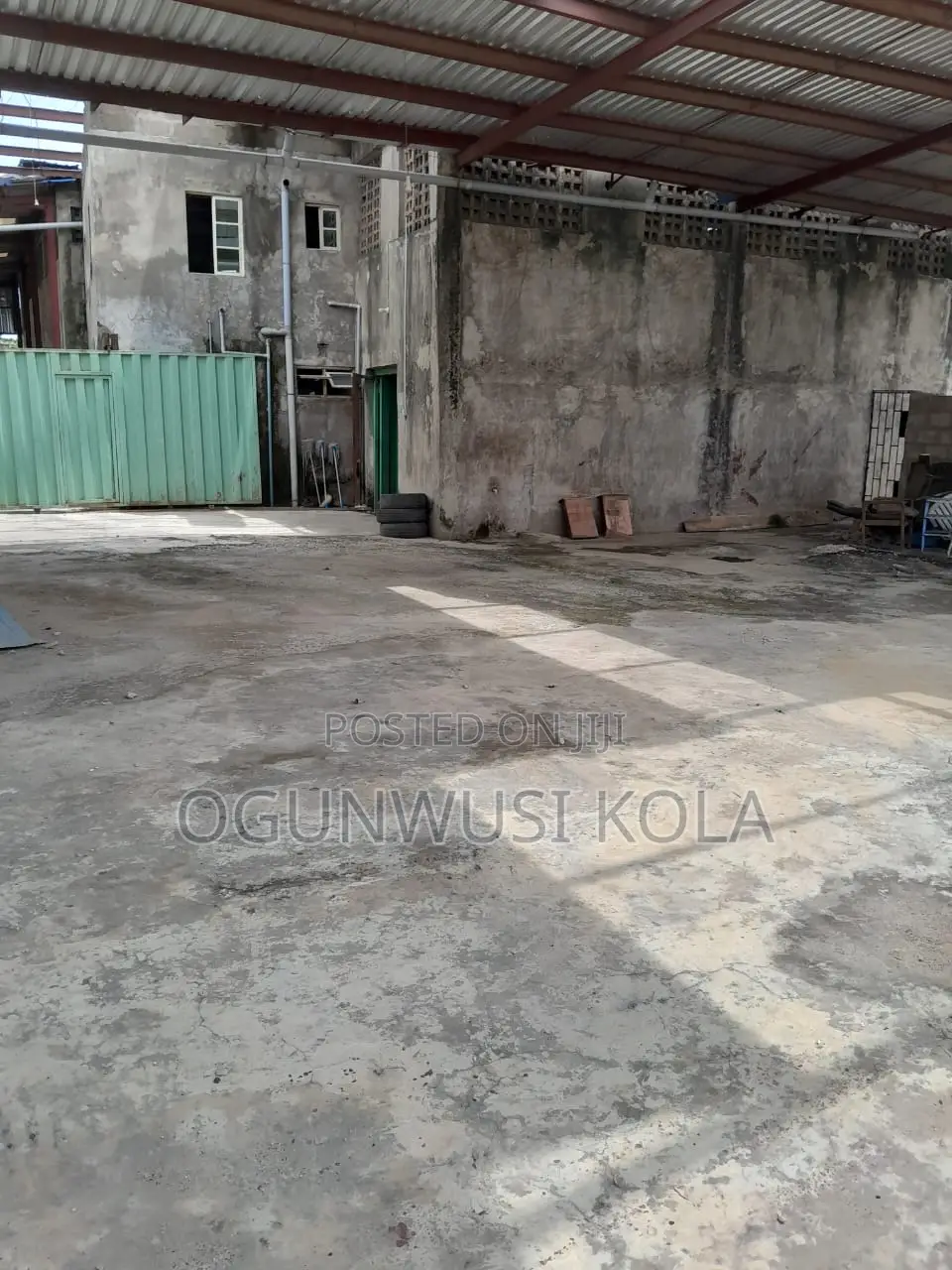 Self Compound Warehouse for Lease