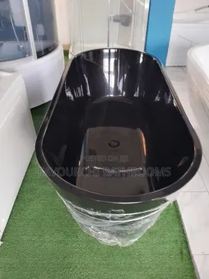 Black Center Bath