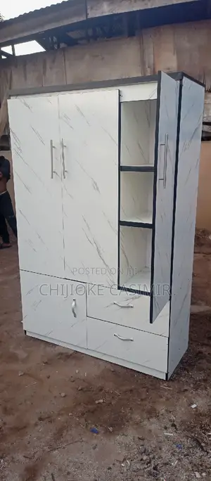 4*6 Wardrobe Benin Board