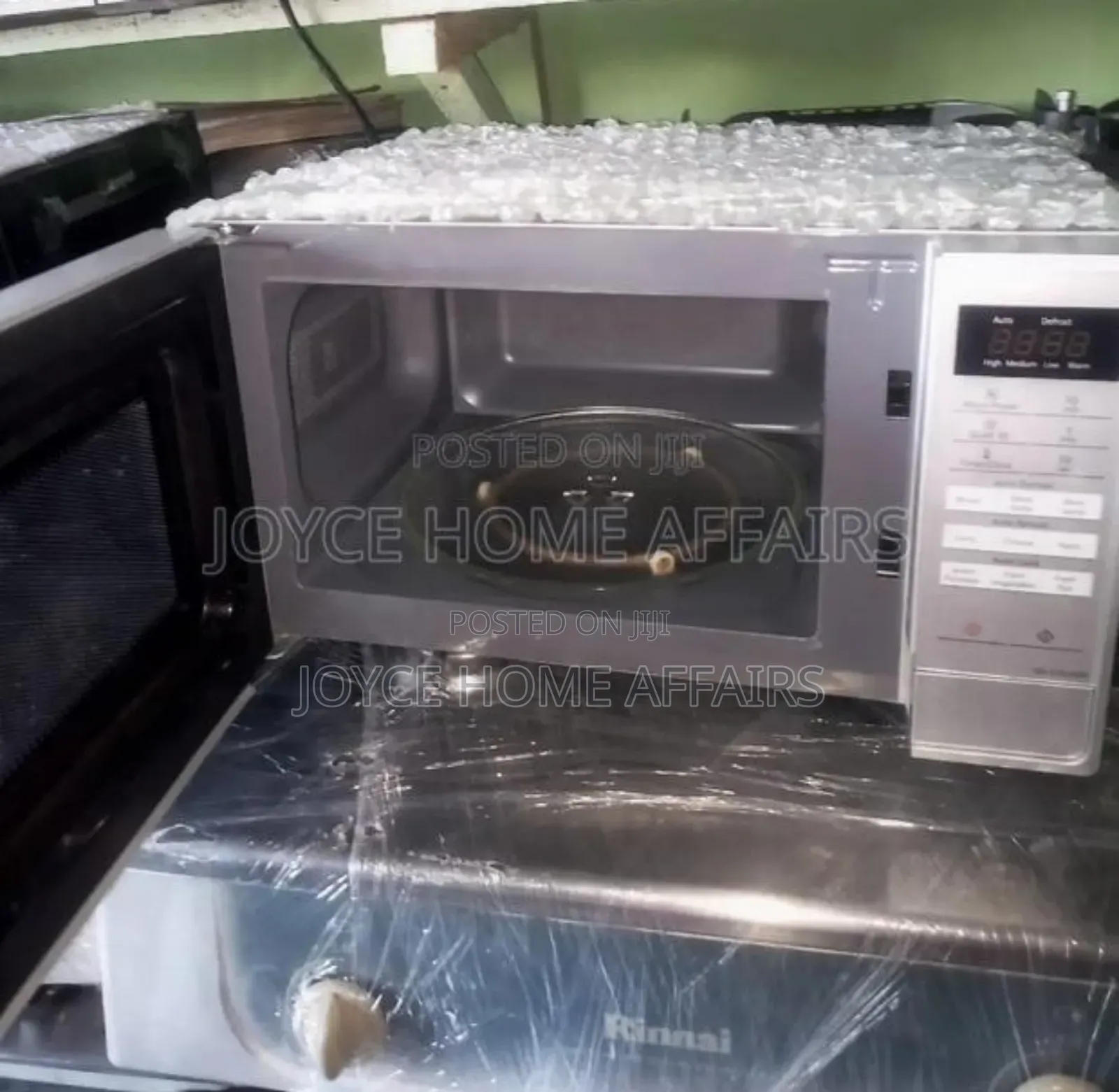 Neatly Used Microwave 20liter