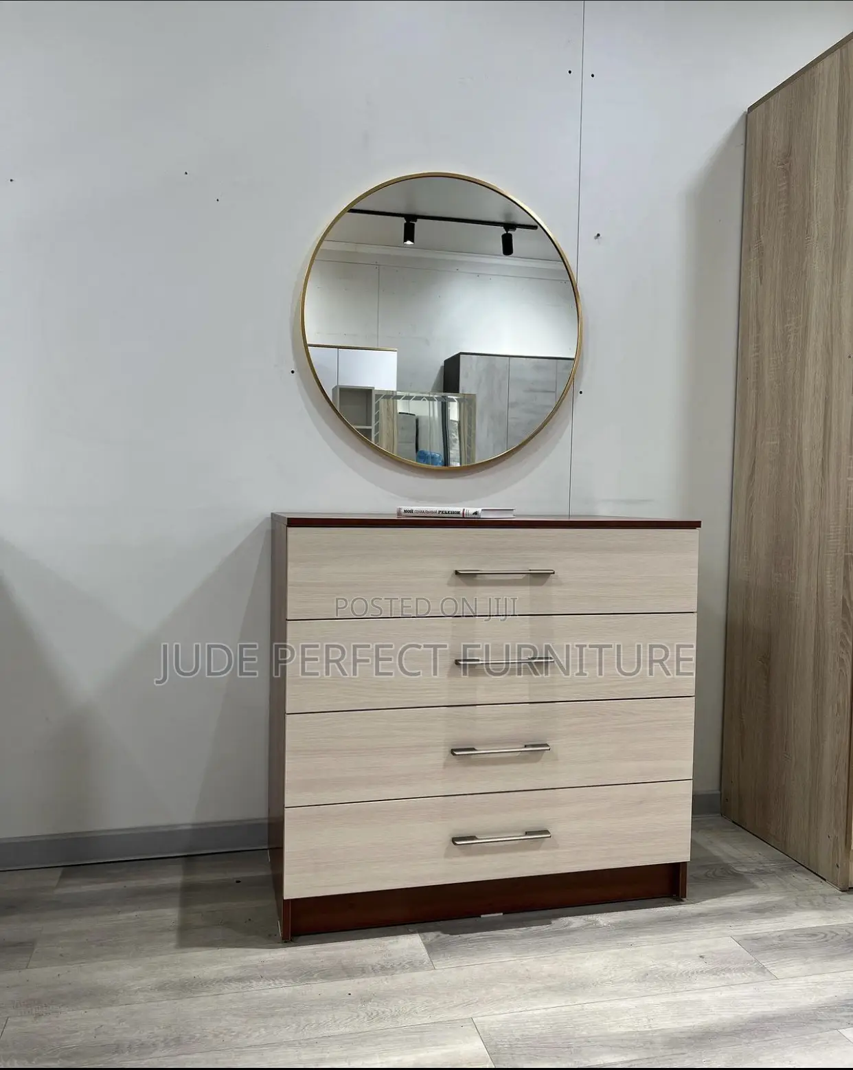 Quality Dressing Mirror