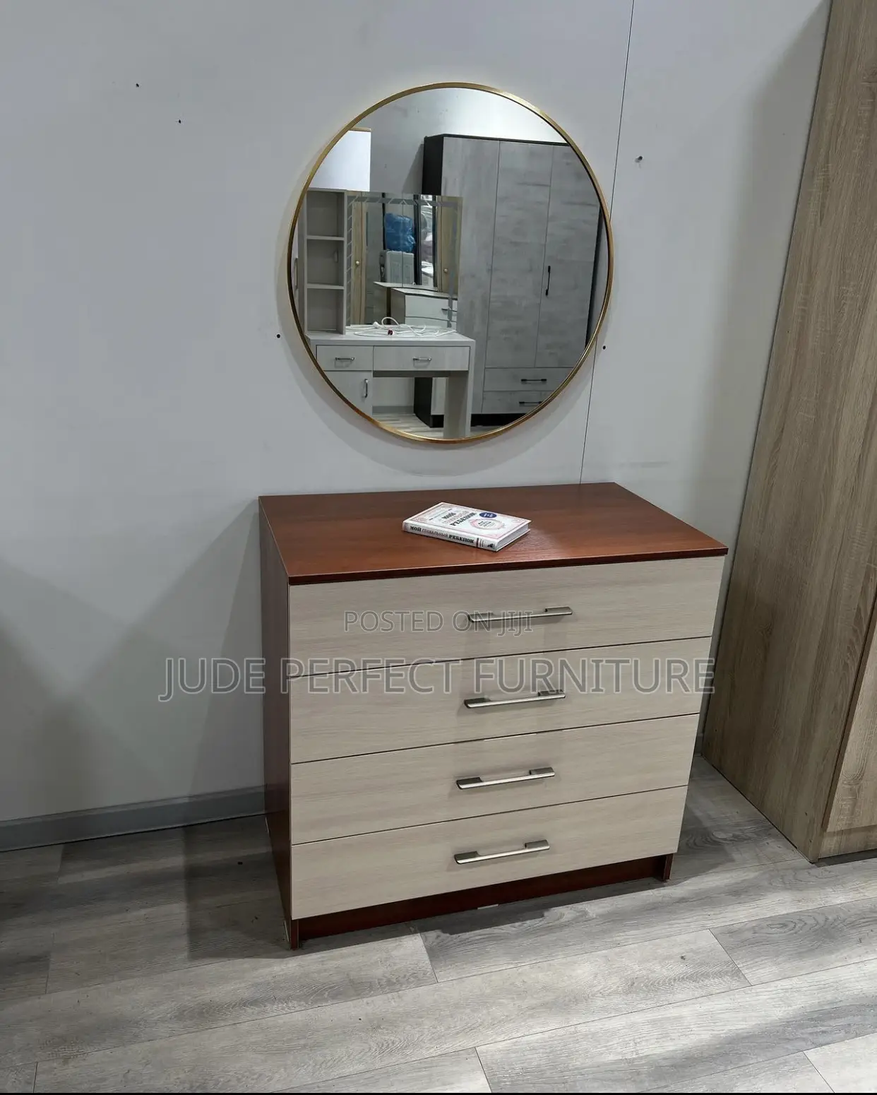 Quality Dressing Mirror