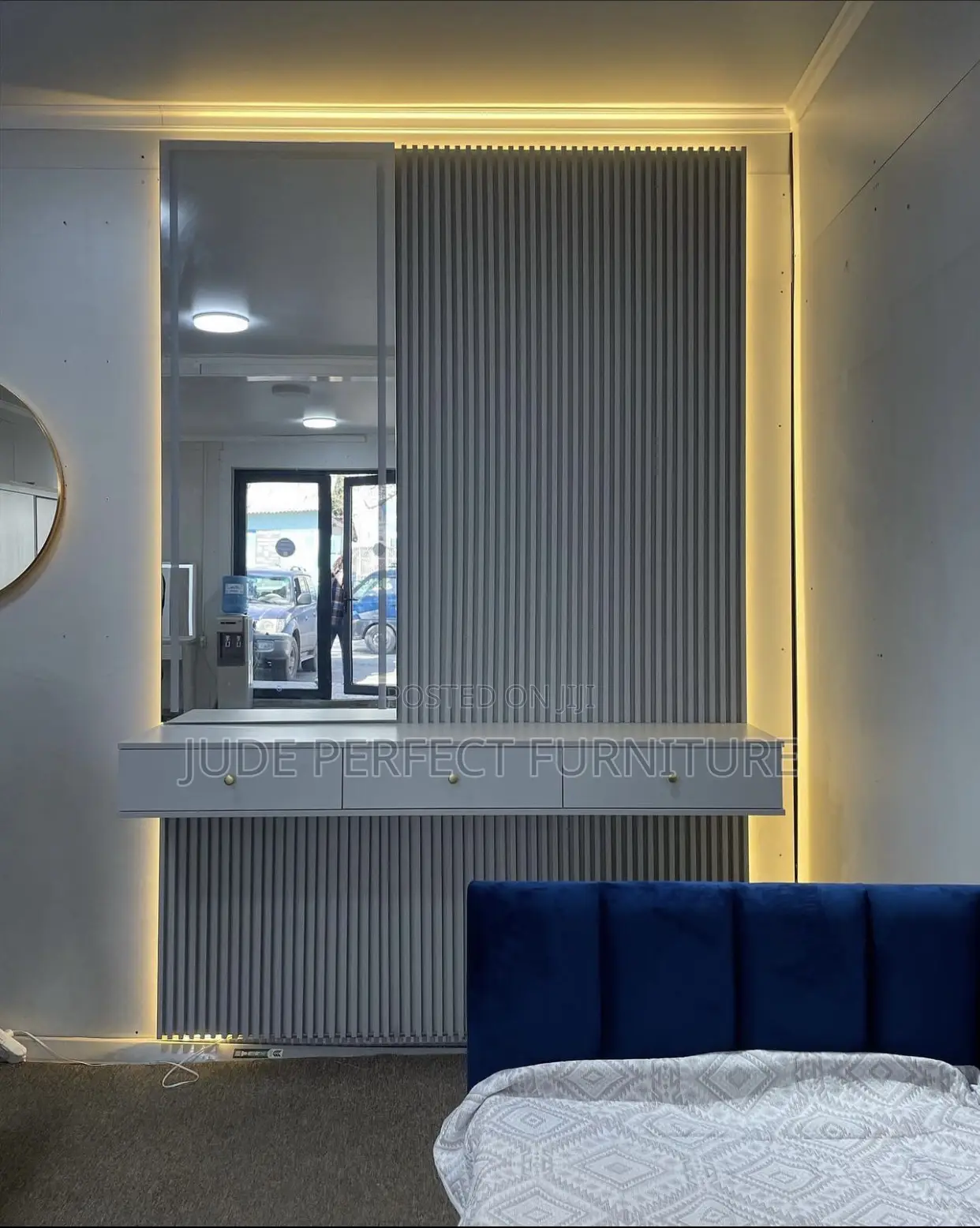 Quality Dressing Mirror