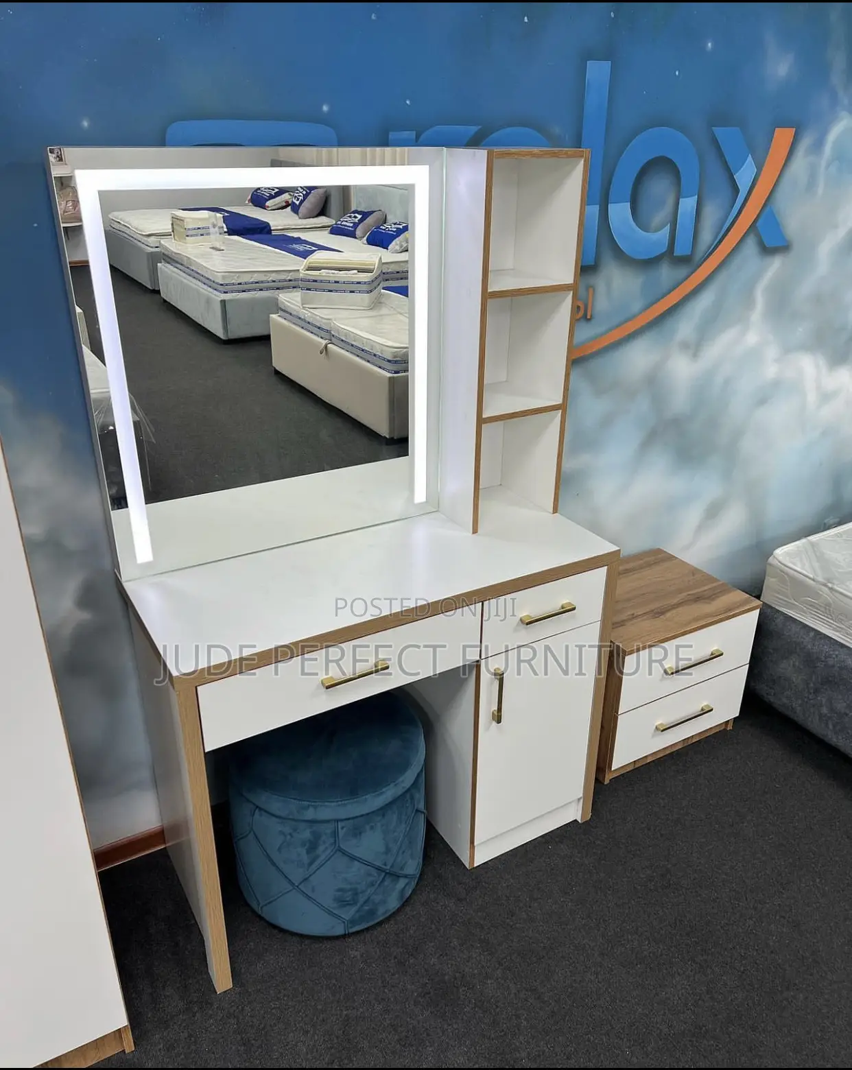 Quality Dressing Mirror