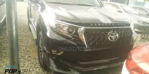 Toyota Land Cruiser Prado 2023 Black