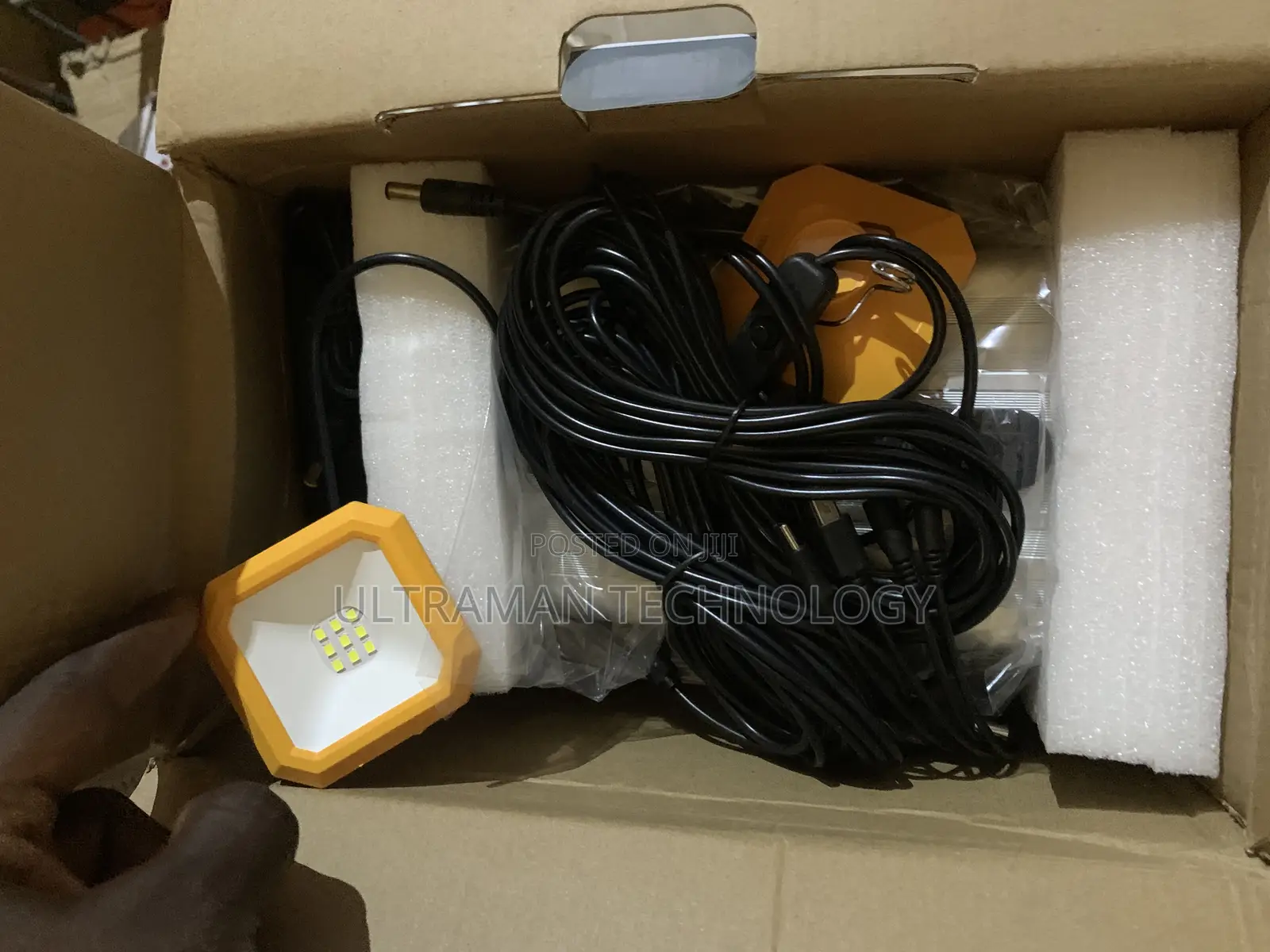 300 Watts Solar Generator + Additional Solar Panel